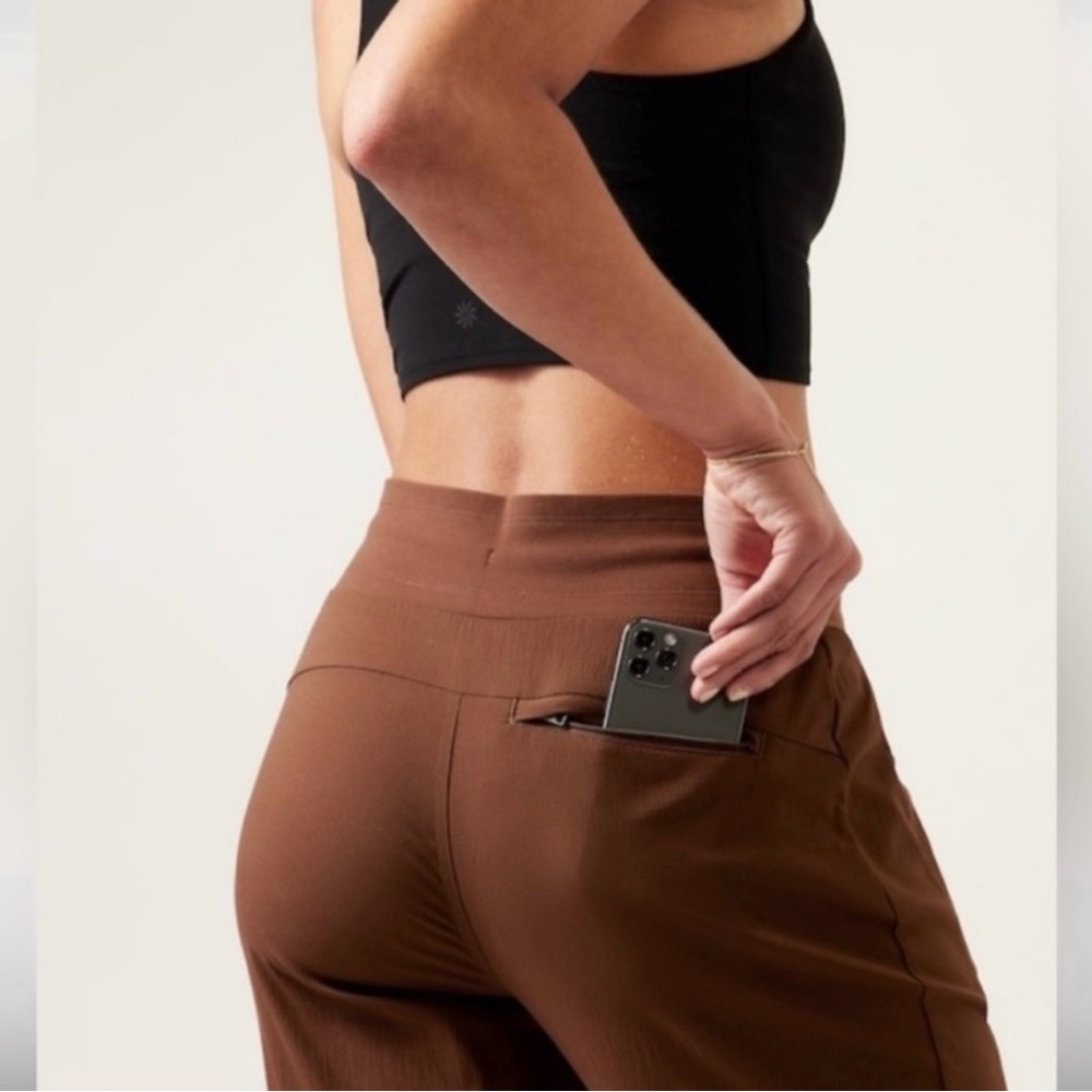 ATHLETA Reddish Cognac Brown Trekkie North High Waisted Workout Jogger Pants - Picture 5 of 15